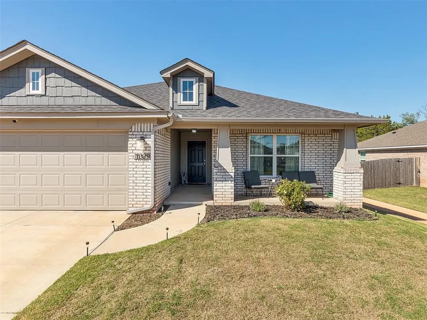 Stunning 3-Bedroom Home with Climate-Controlled Sunroom in Desirable Piedmont Community – photo 5