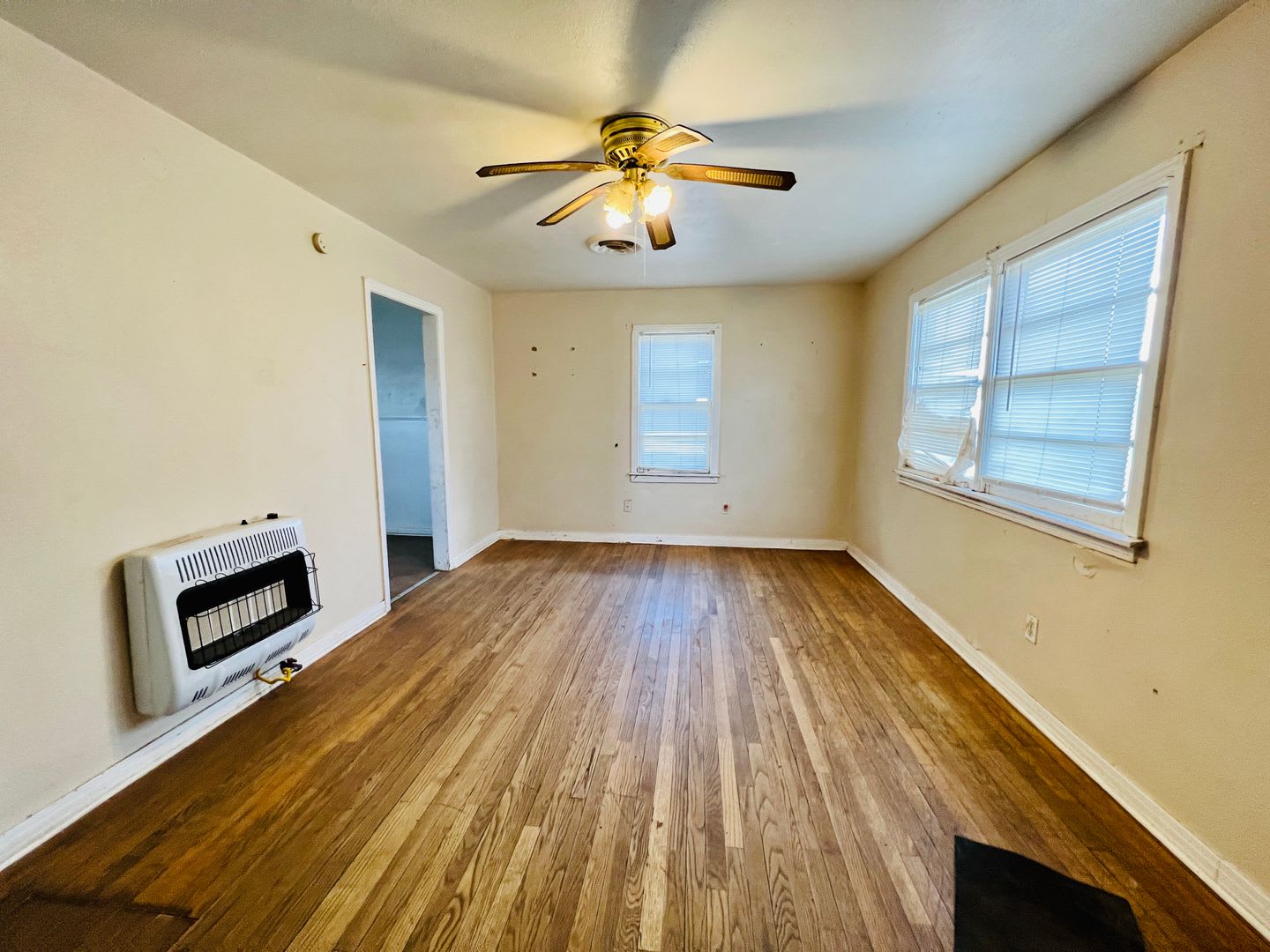 Great 2 Bedroom In Arnett Benson Area – photo 2
