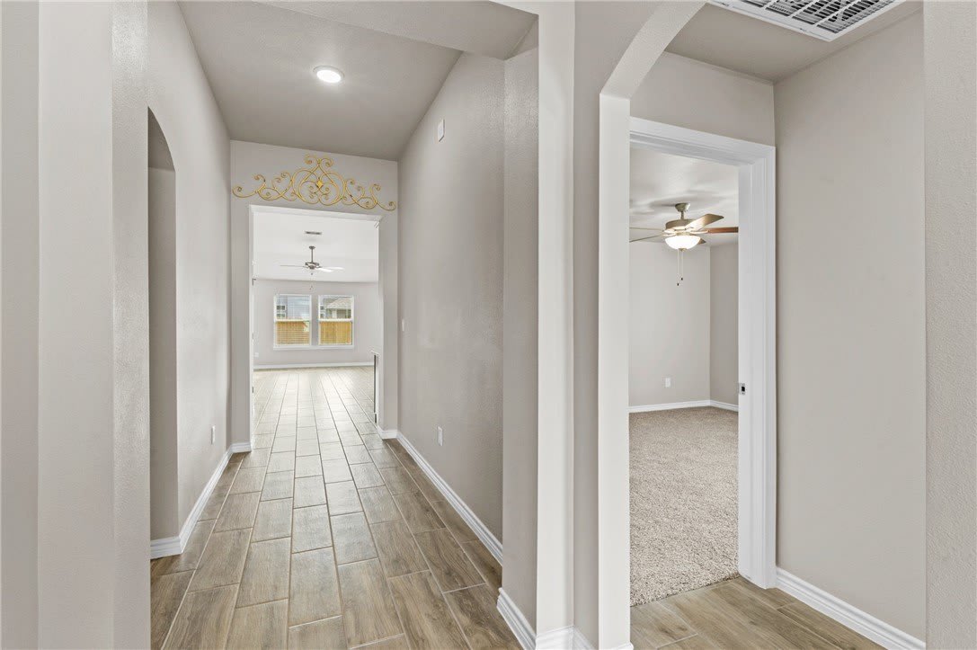 1353 Trent Park Lane – photo 2
