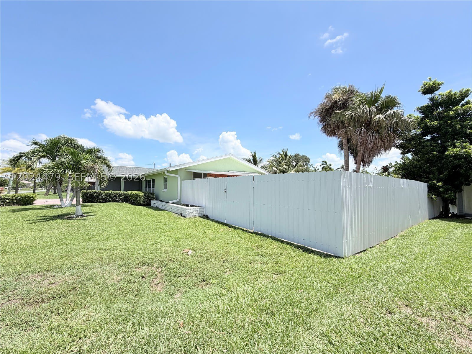 2212 Club House Rd – photo 5