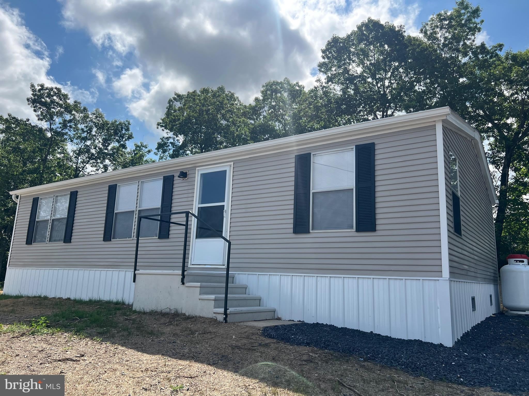111 DUGAN Court – photo 1