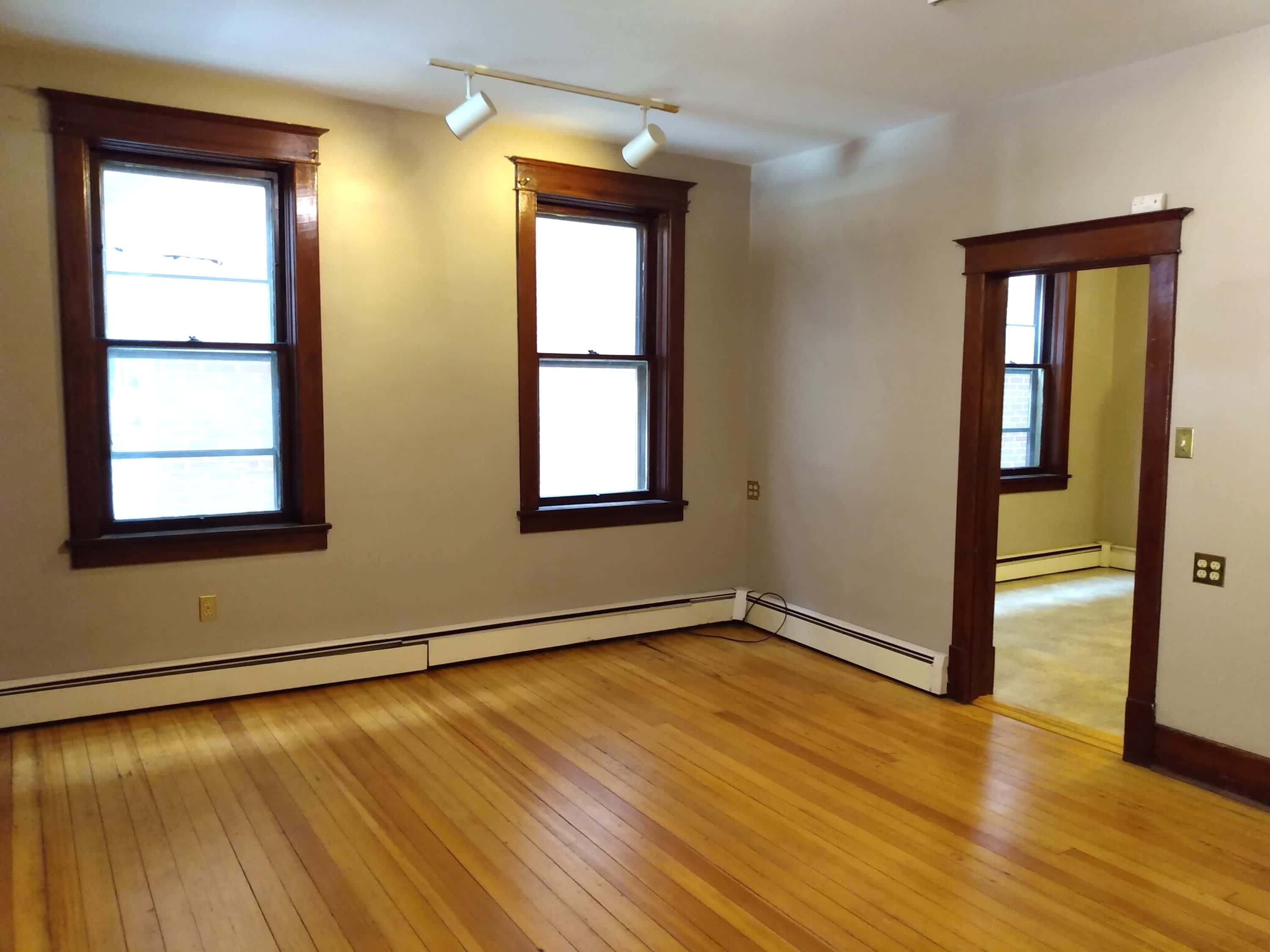 22 West Washington Street Apt 1 – photo 3
