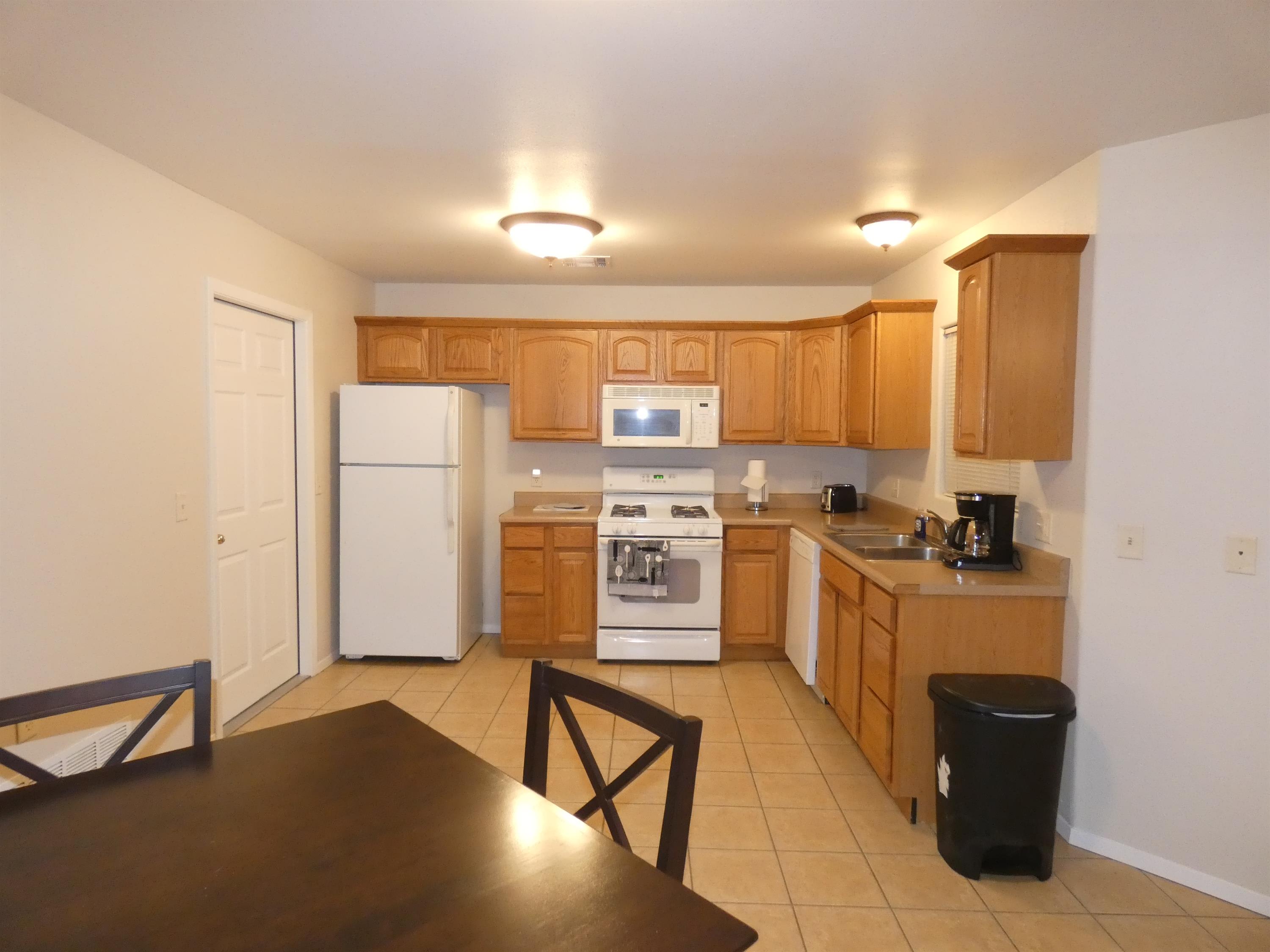 3611 Los Encinos St. – photo 2