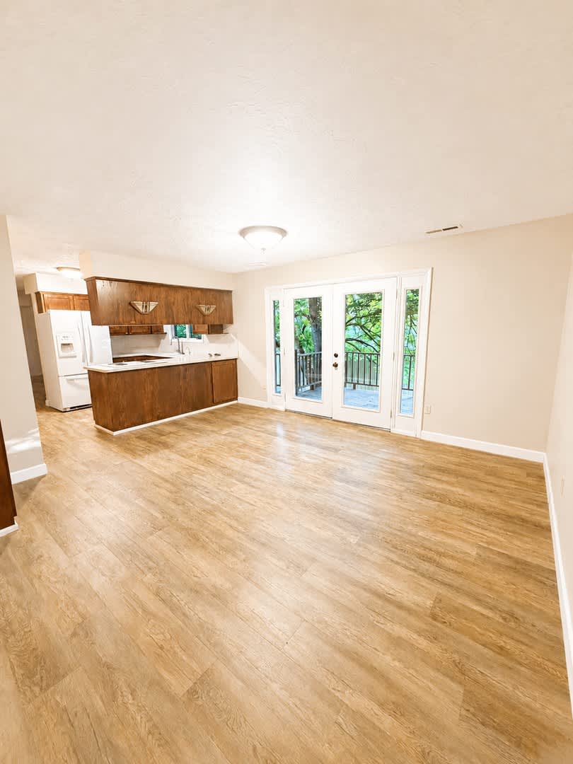 Spacious Charming Home (duplex) – photo 4