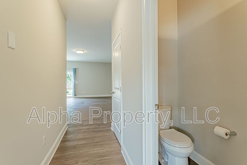 830 Chartwell Drive – photo 4
