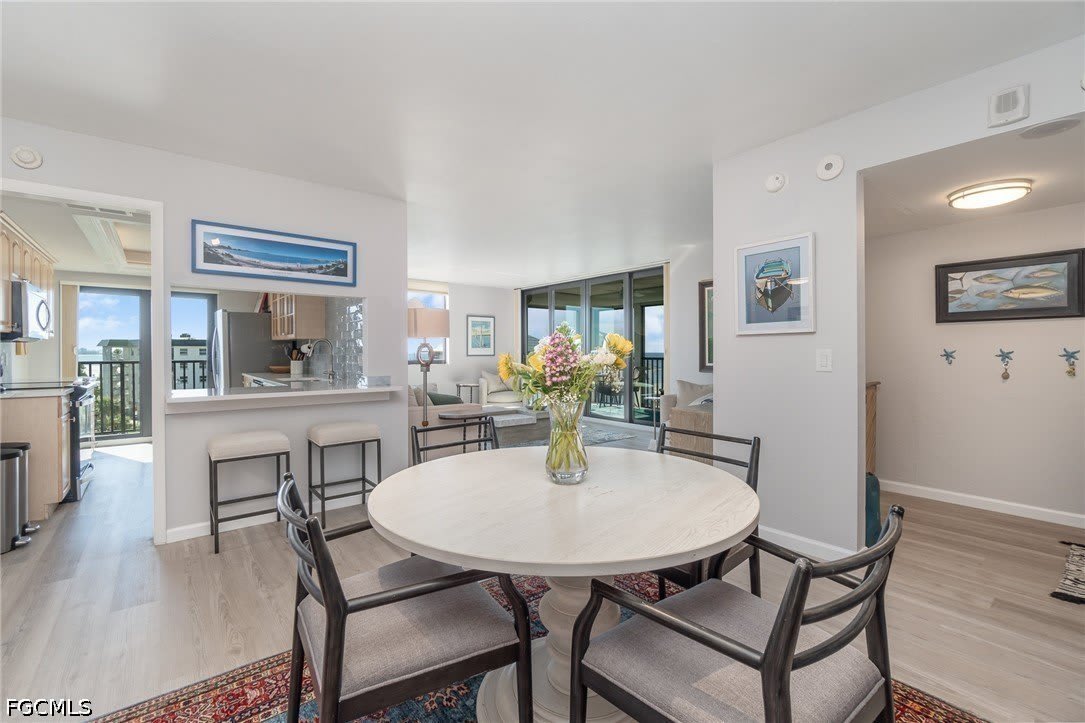 2810 Estero Boulevard – photo 4