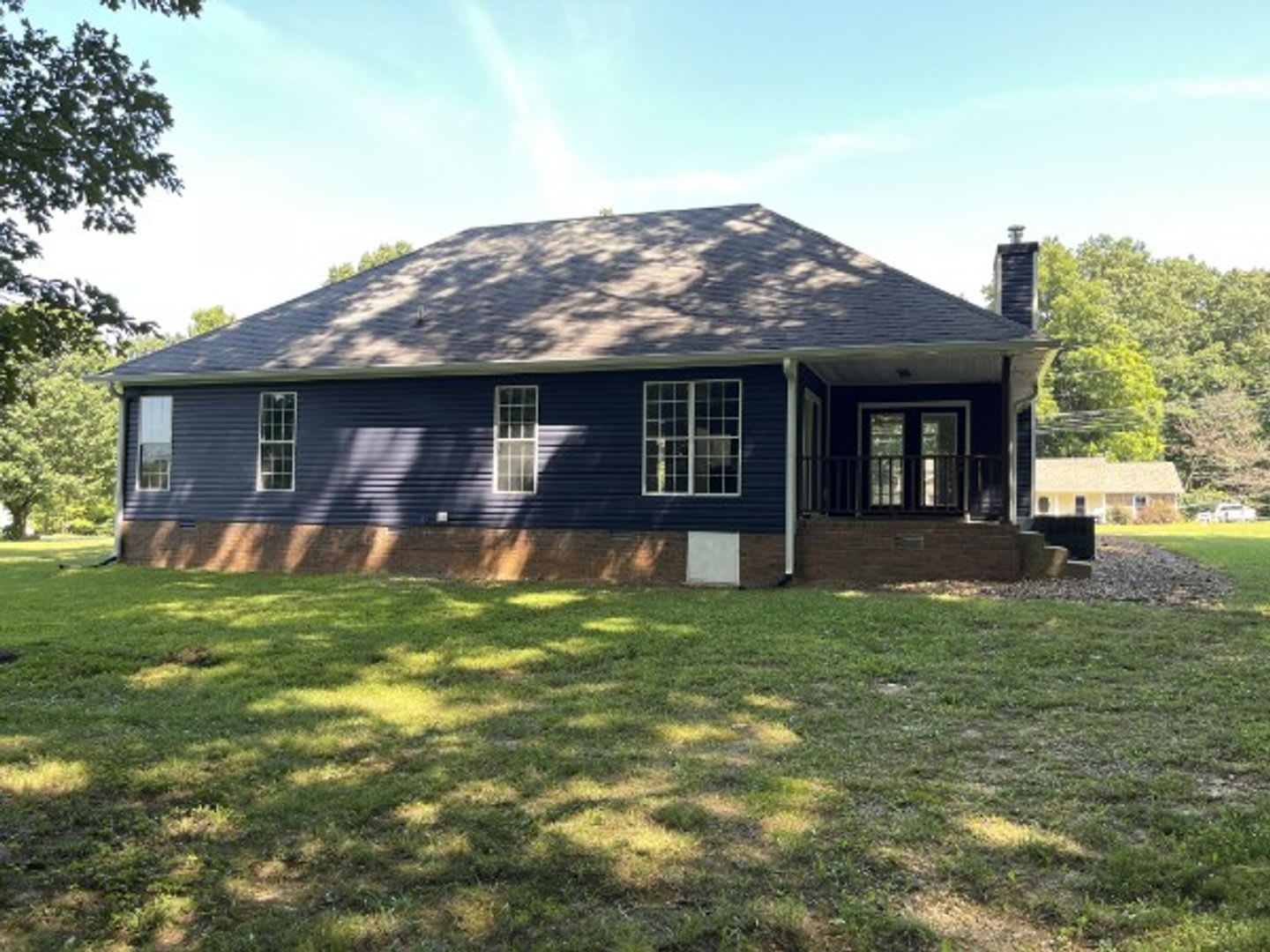 Nice home in the country, easy access to gate 10 and Land Between the Lakes! – photo 3