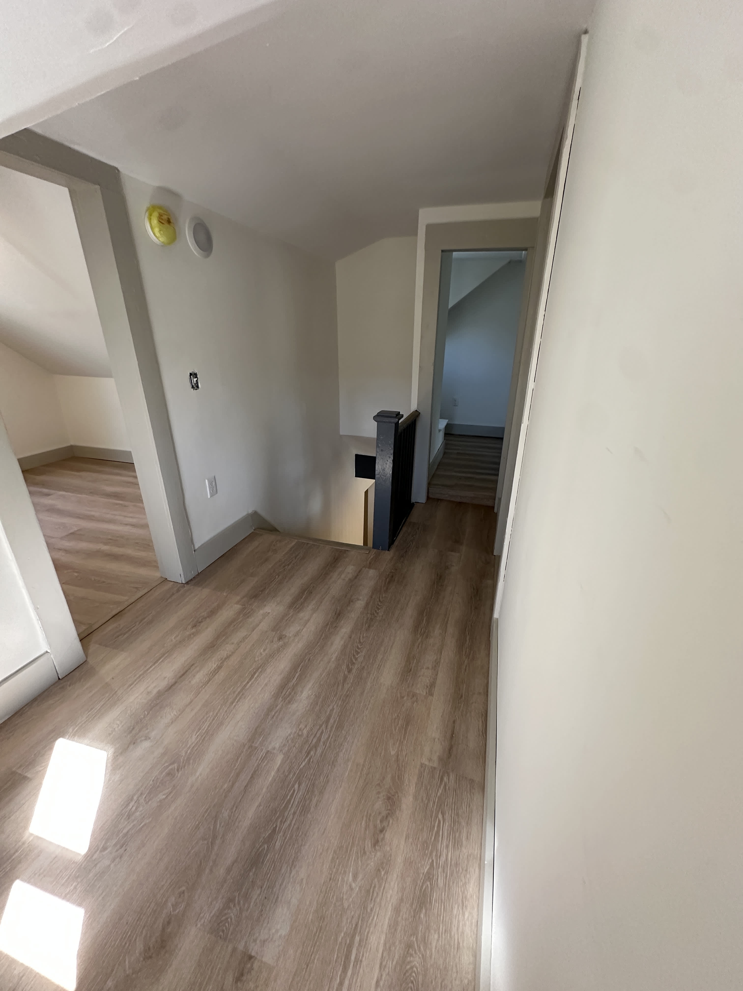 1080 S Main St – photo 3