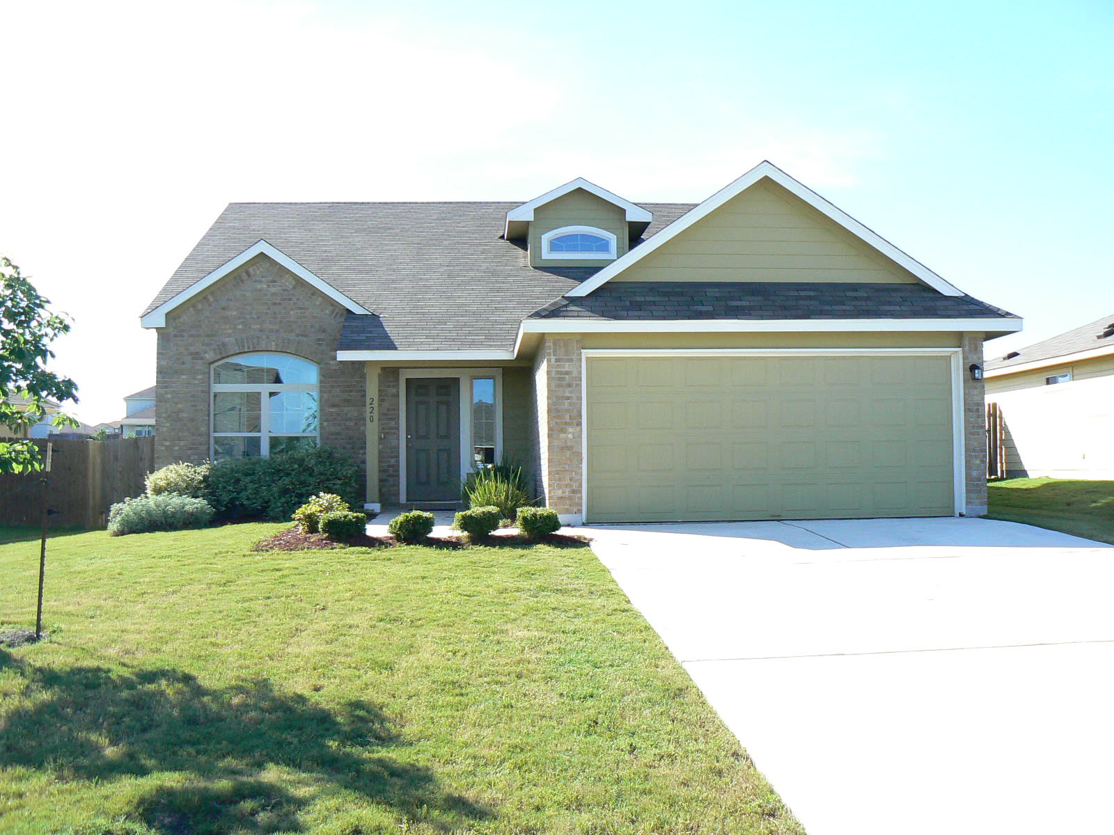 220 Westminster Drive – photo 1