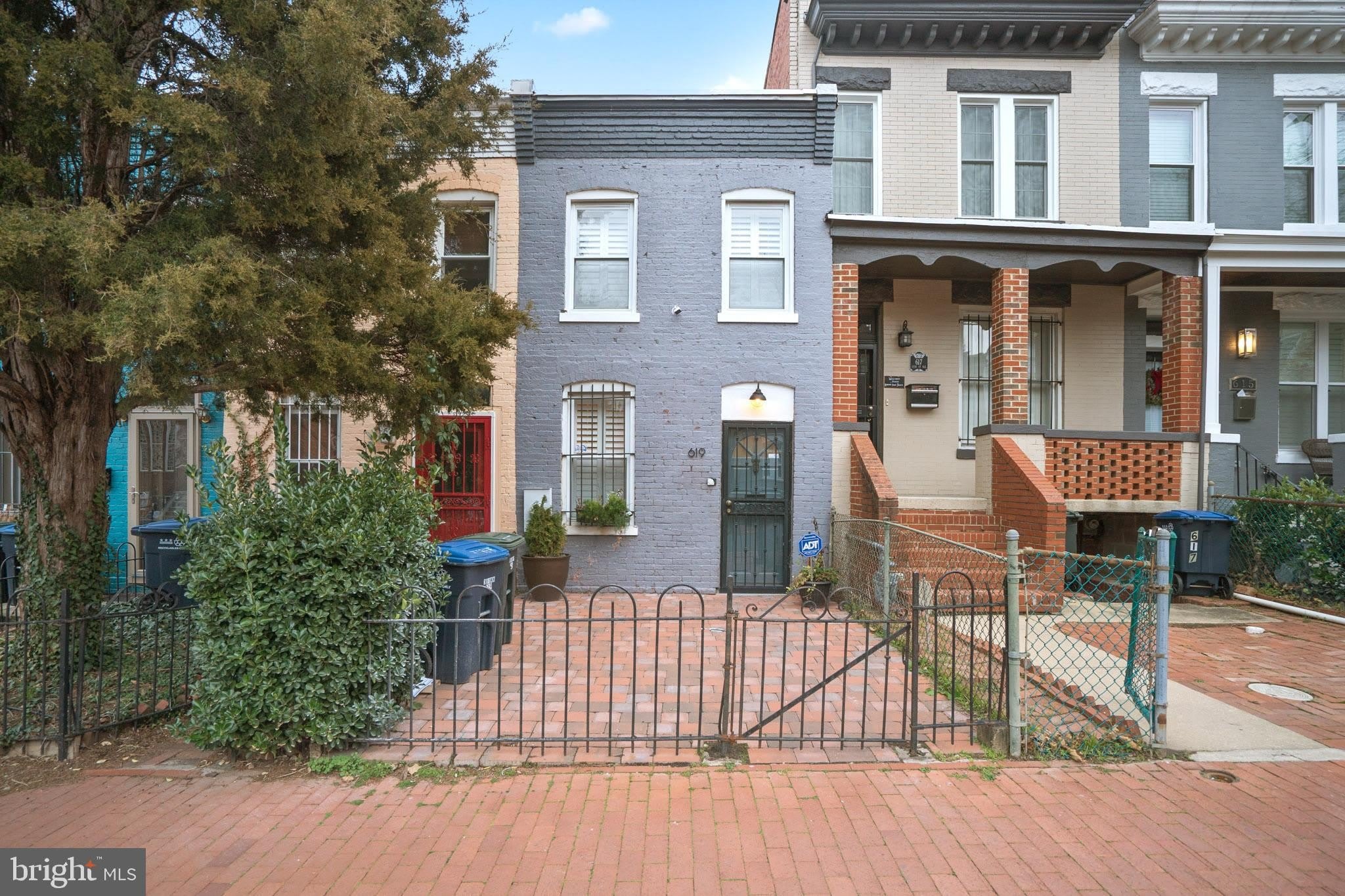 619 11TH Street NE – photo 1