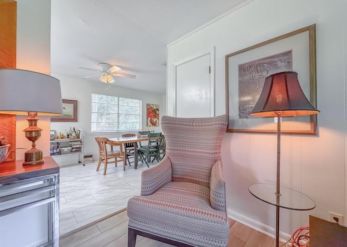 2034 Harriet Drive – photo 5