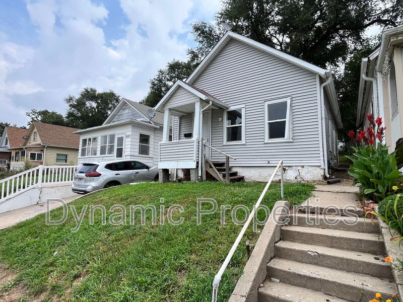 2227 South 12Th Street – photo 2
