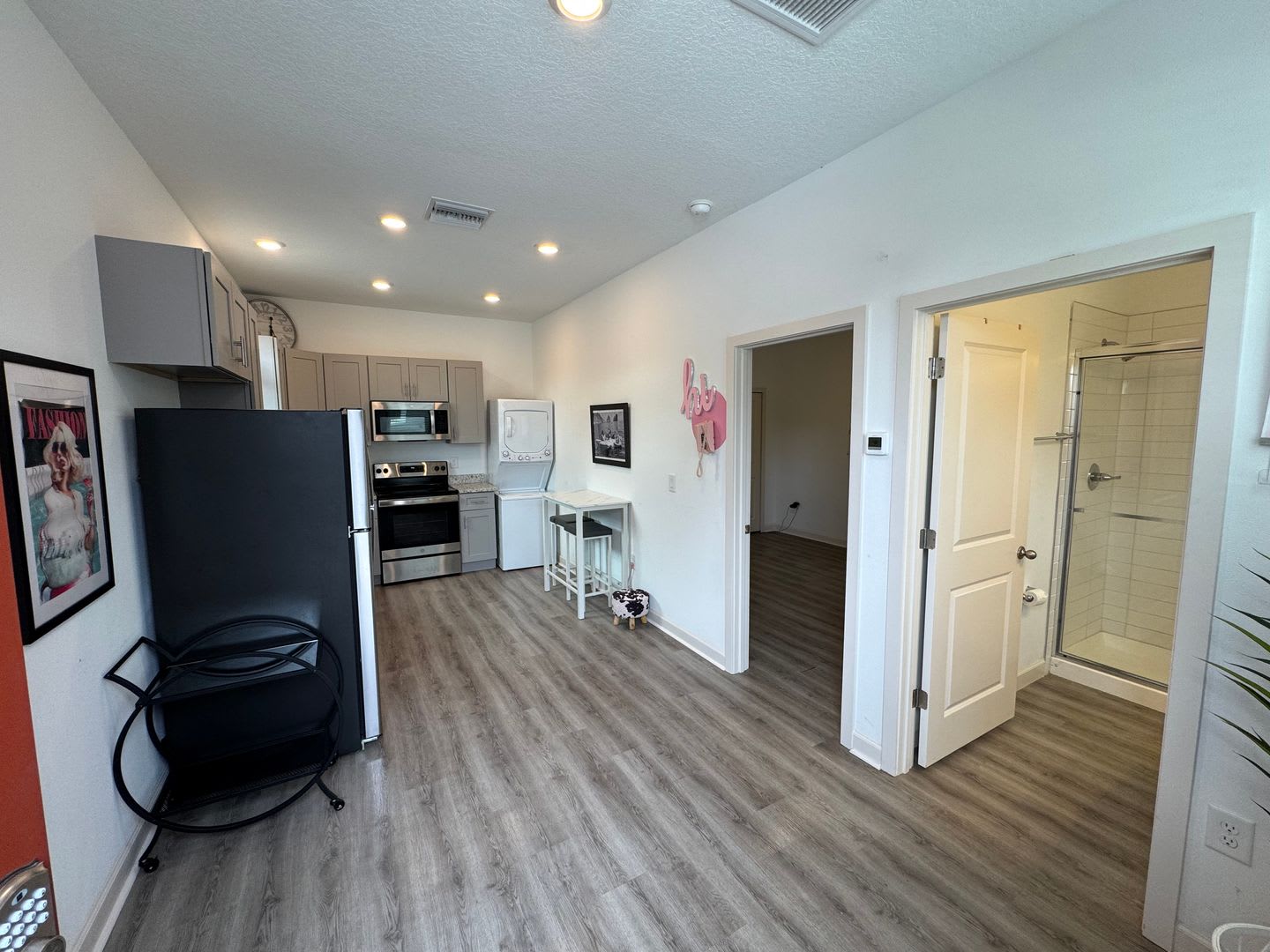Cozy one bedroom apartment near downtown St. Petersburg – photo 3