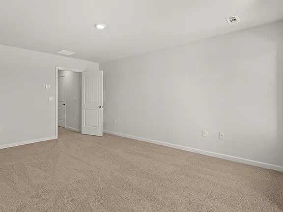 210 Deerberry Dr – photo 4