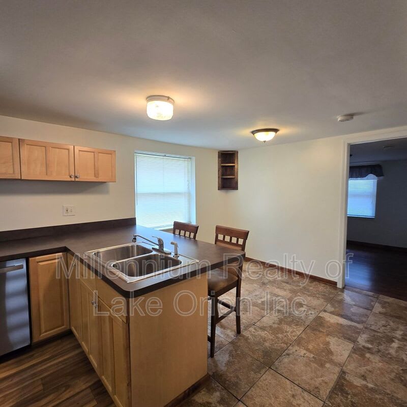 201 W New York Ave – photo 5