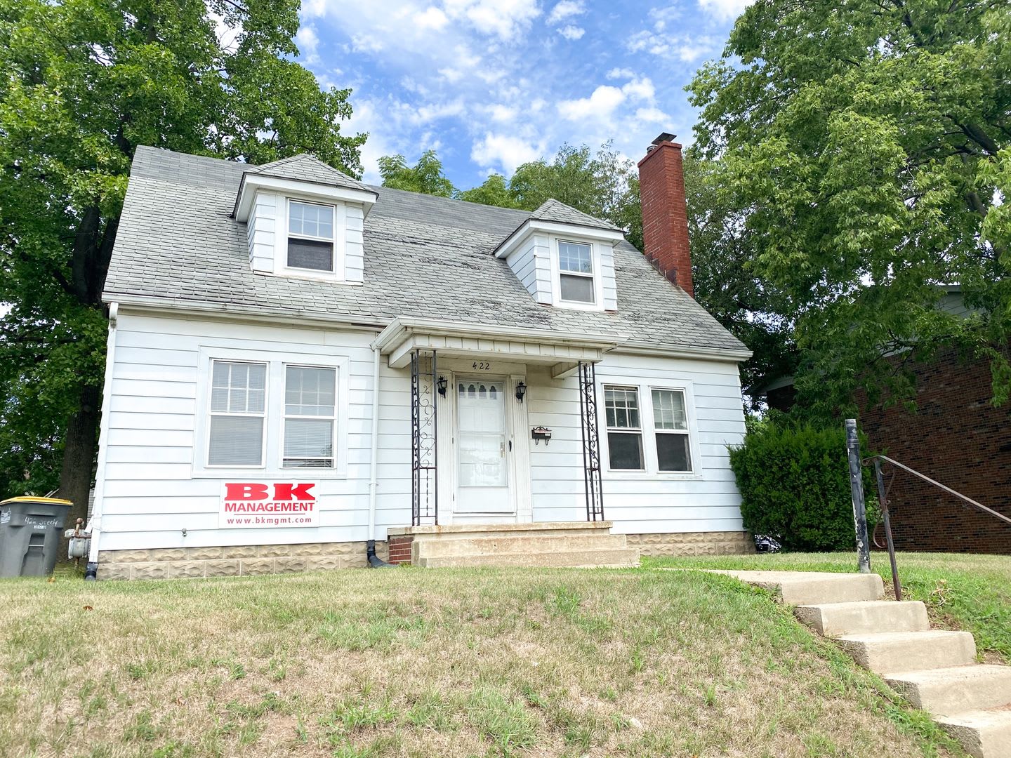 3 bed 1 bath unit close to campus – photo 1