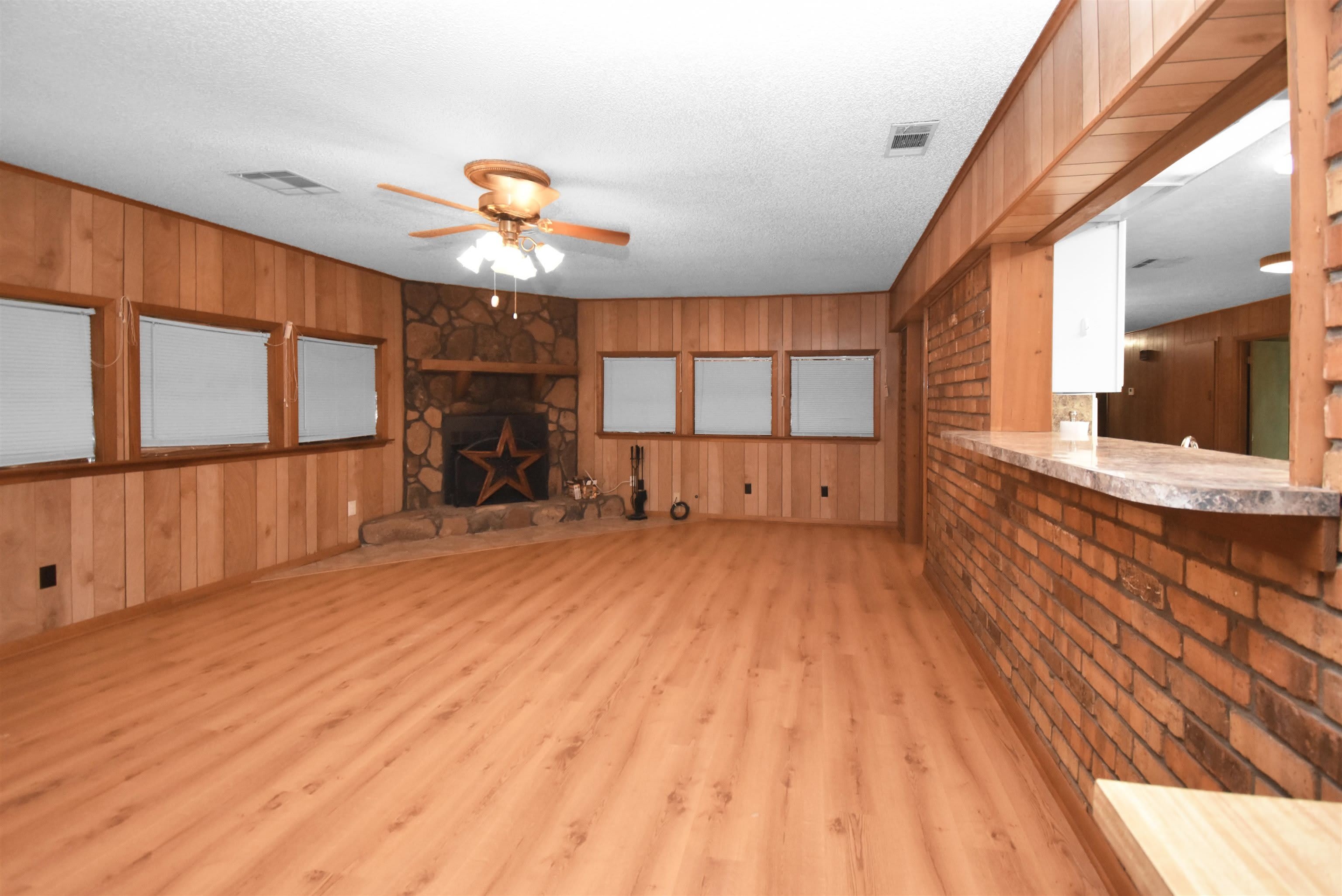 125 McPherson Dr. – photo 5