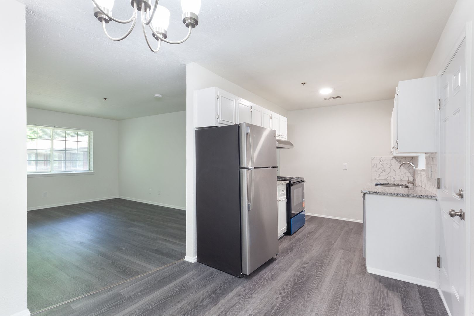 641 Powder Springs Smyrna LLC – photo 2