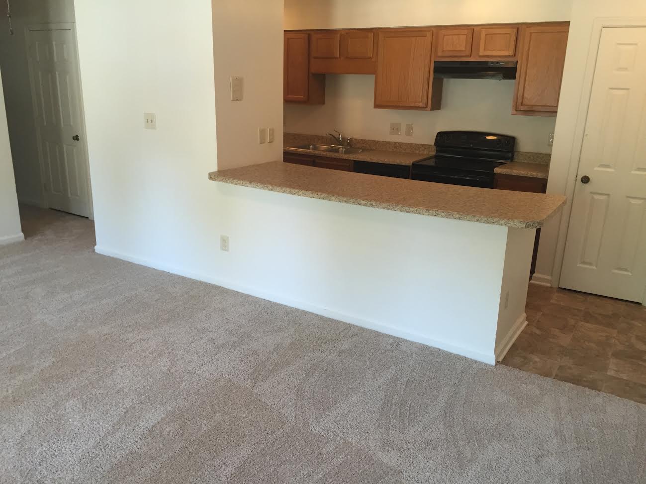 1521 Creekwood Ct Unit 103 – photo 5