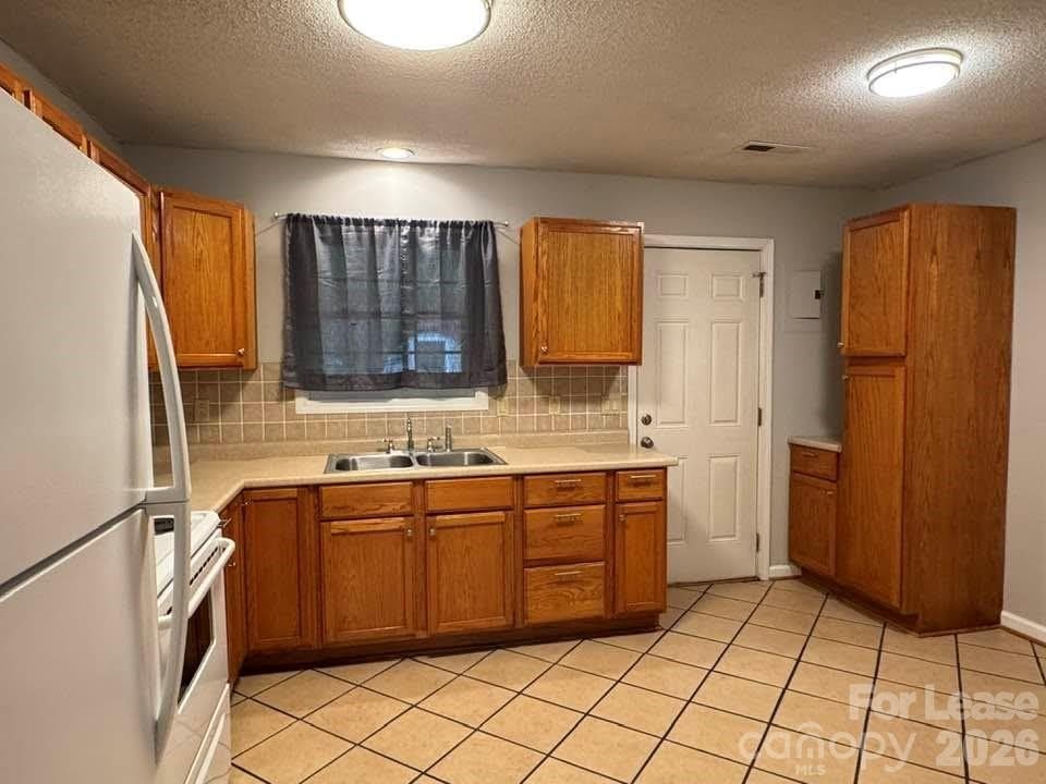 411 Ludwick Avenue – photo 3