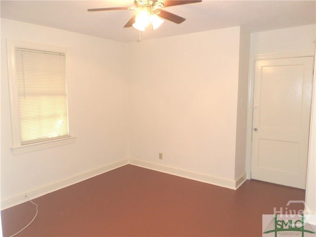 2302 E 40th Street – photo 4