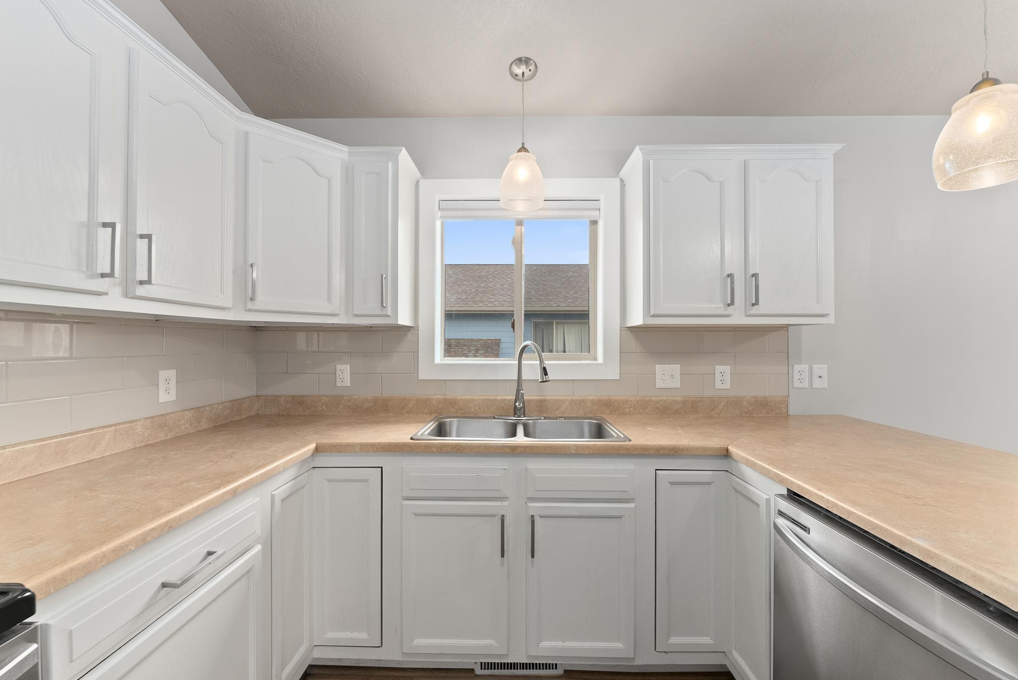 8208 S Hughes AveUnit #1 – photo 5