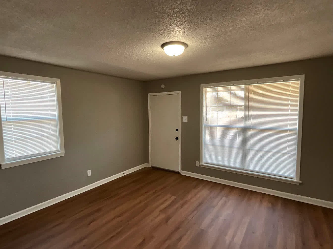 3117 Yale Avenue – photo 3