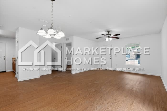 2167 Thomas Ct – photo 4