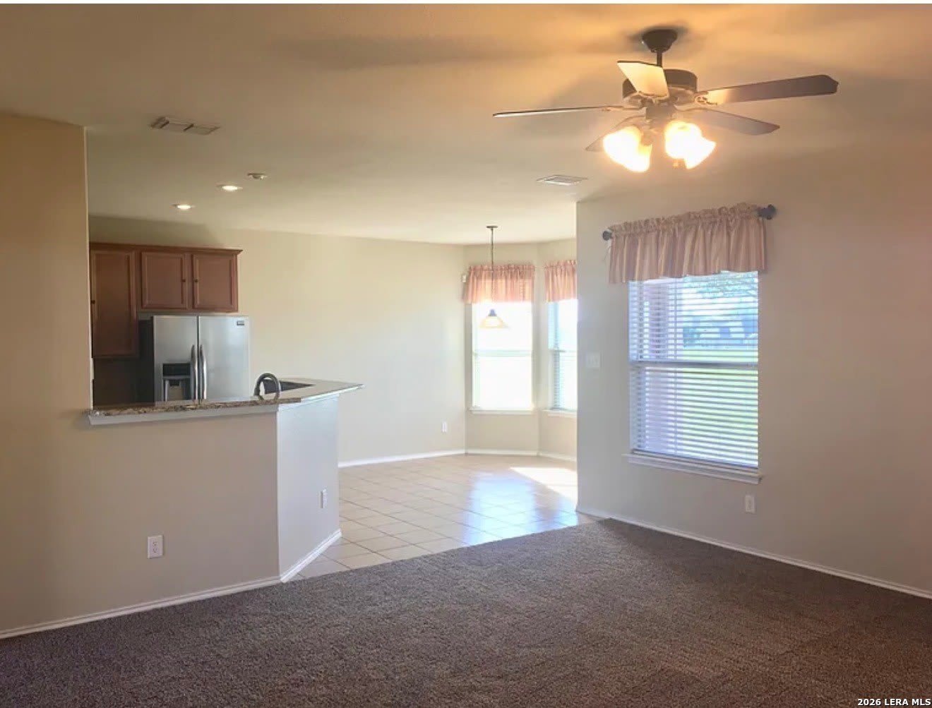 3751 Columbia – photo 4