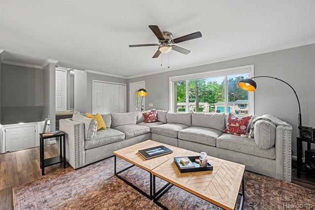 2104 Highfield Road – photo 5