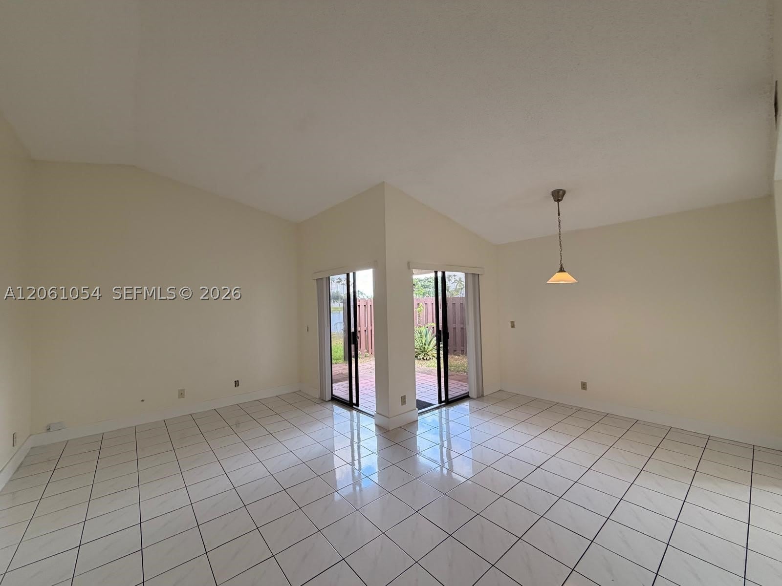 6431 NW 171st St – photo 2