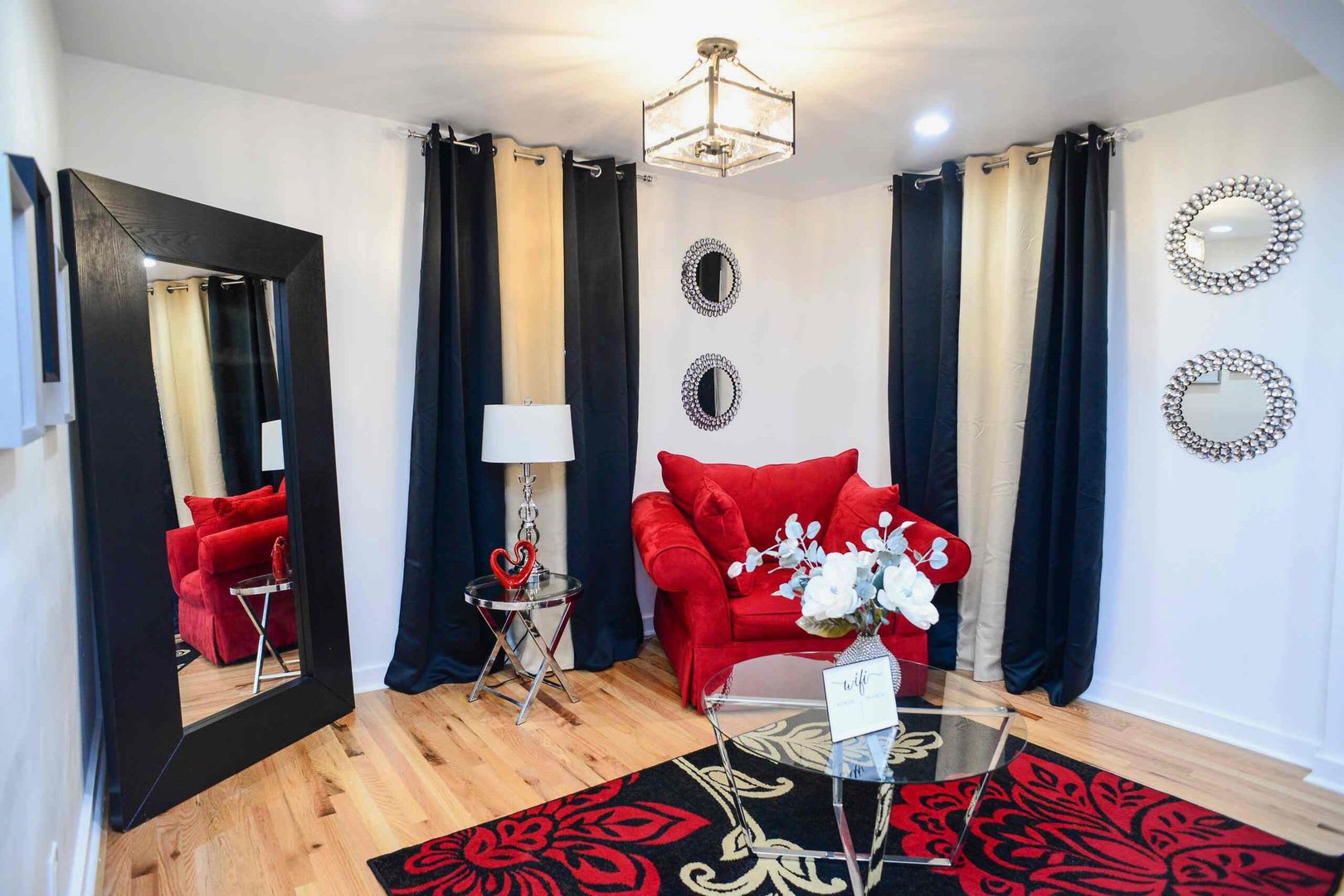 Room in 3 Bedroom Home in Atlanta – photo 2