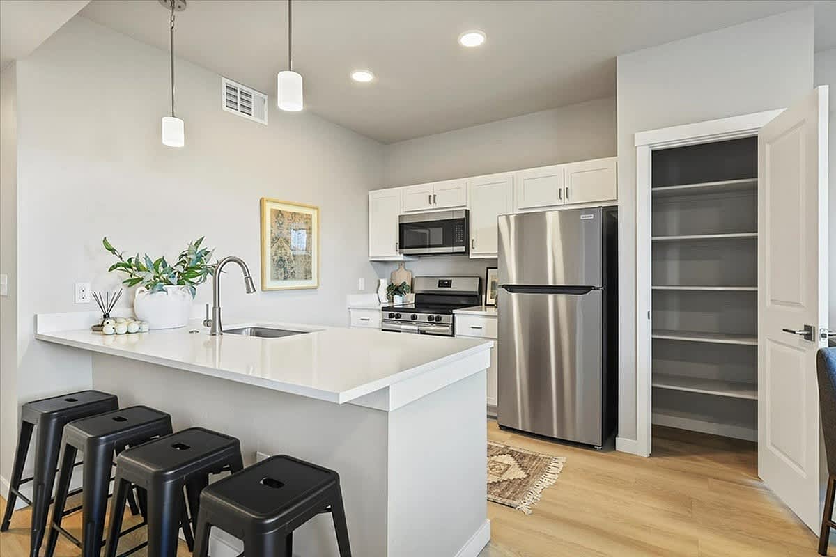 Franklin Loft Apartments – photo 3
