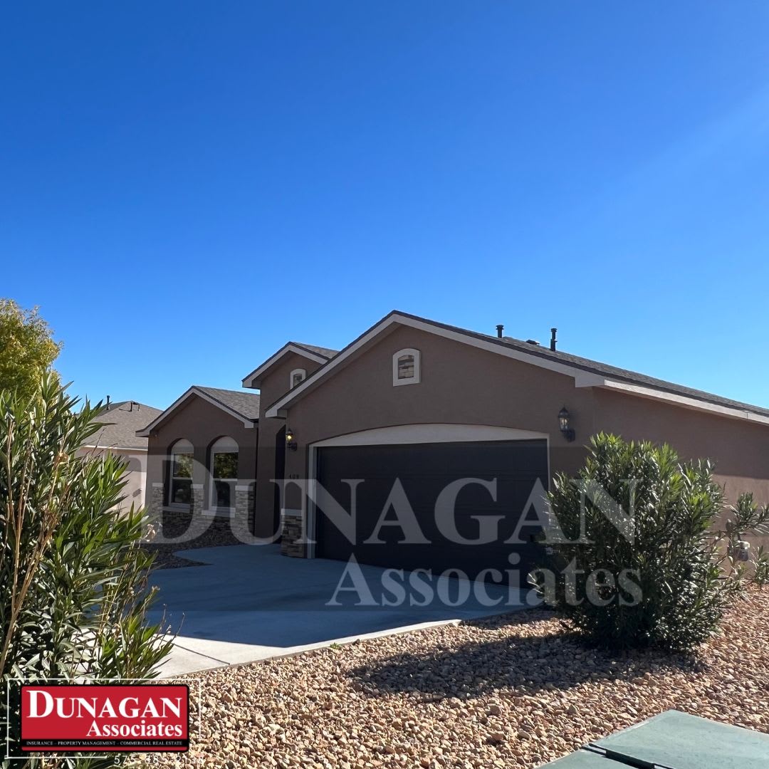 Newer Build-3 Bedroom, 2 Bath Home, Water Paid! – photo 2