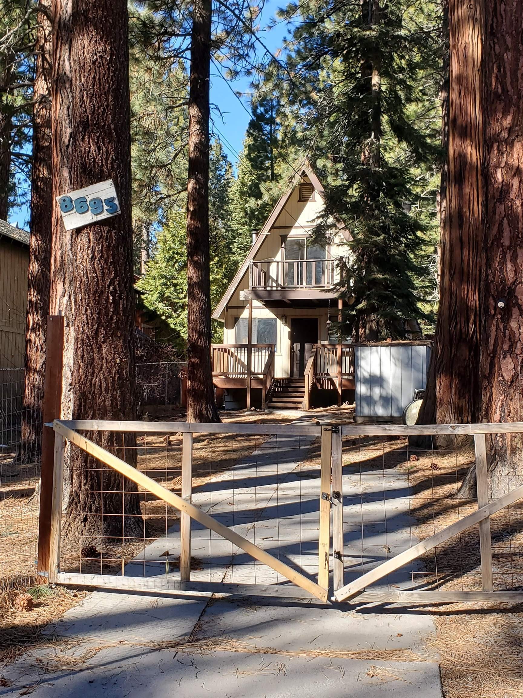 8695 Golden Avenue – photo 1