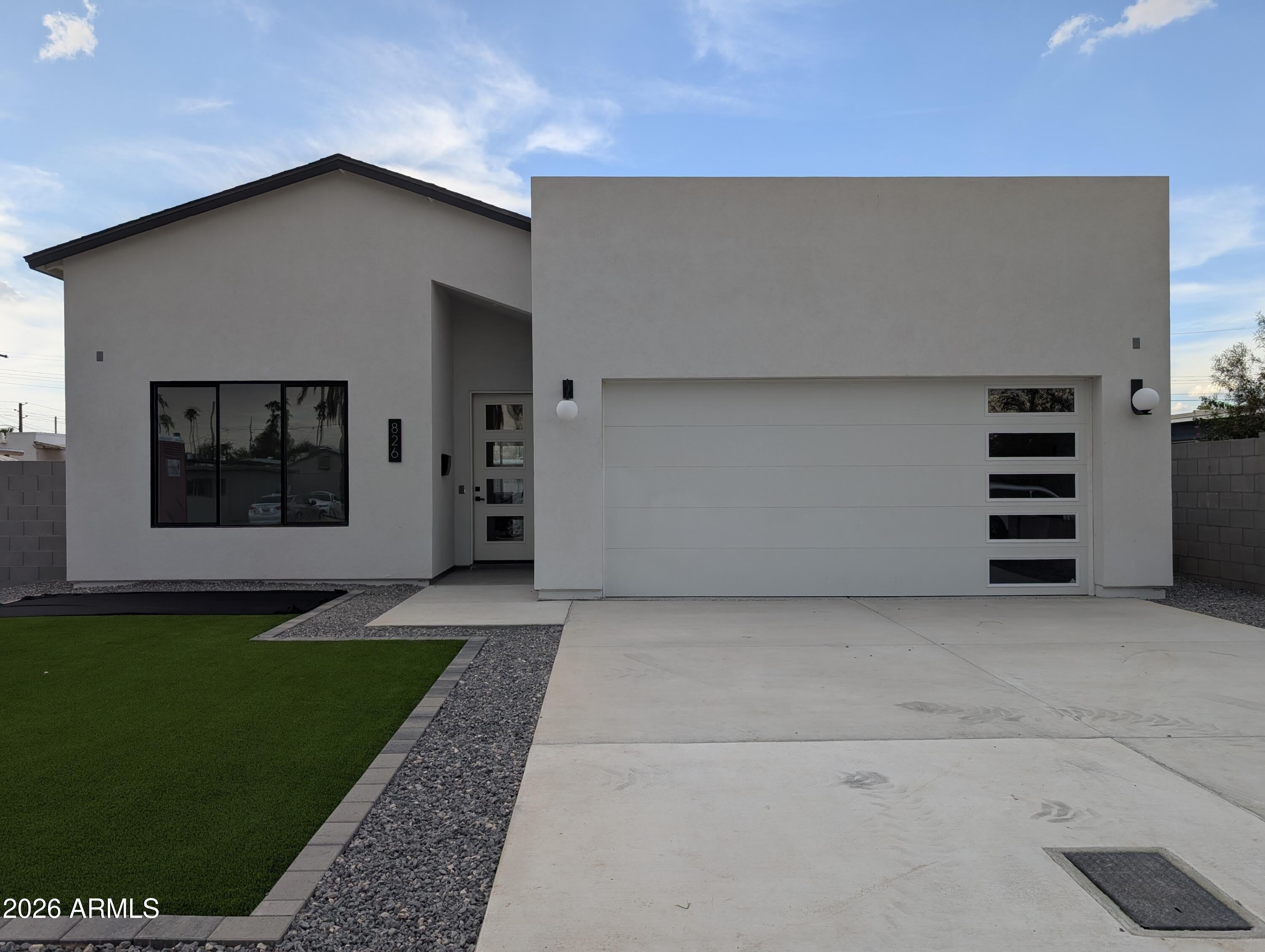 826 W 12Th Street – photo 2
