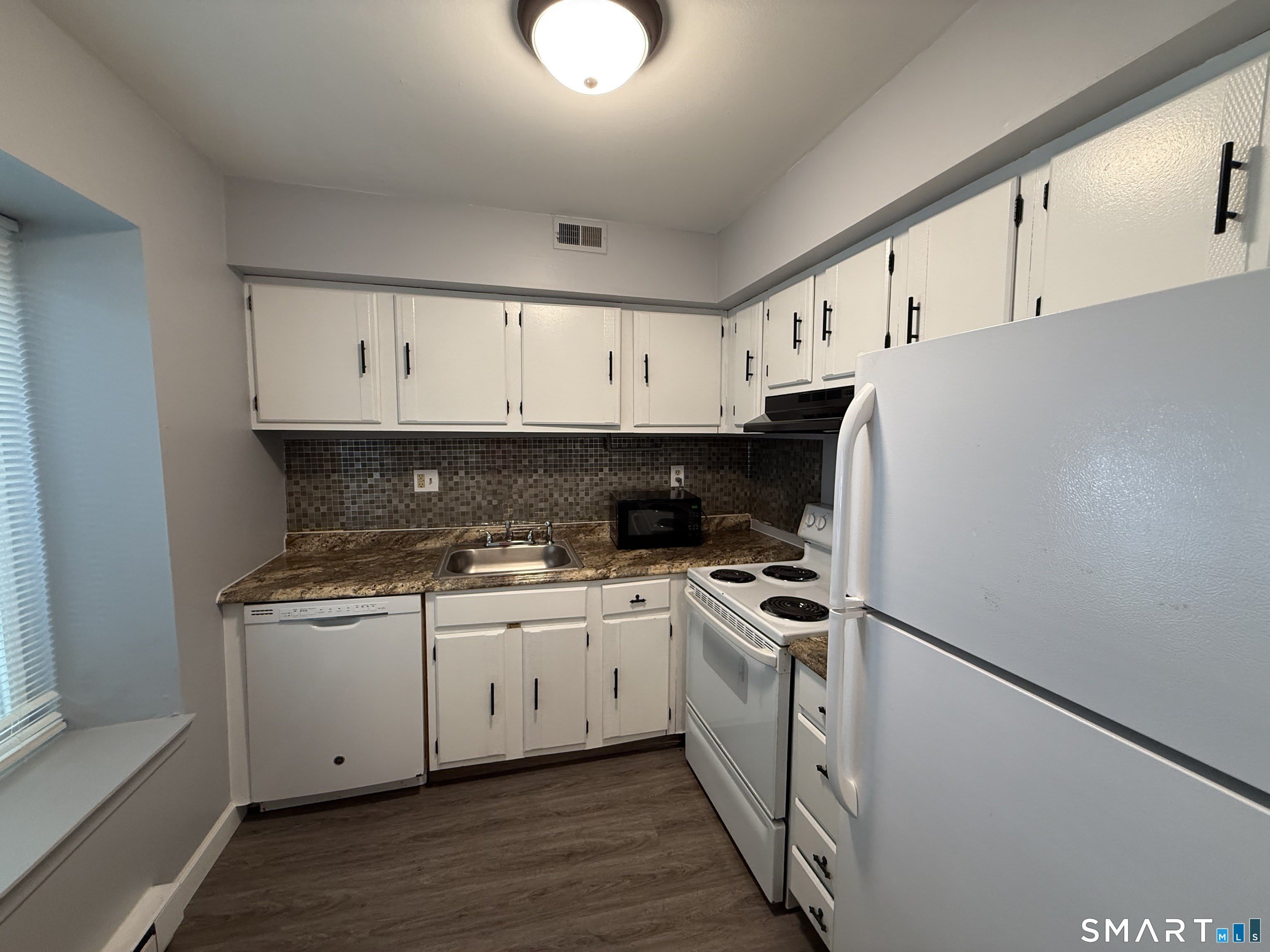 113 Candlewood Drive – photo 4