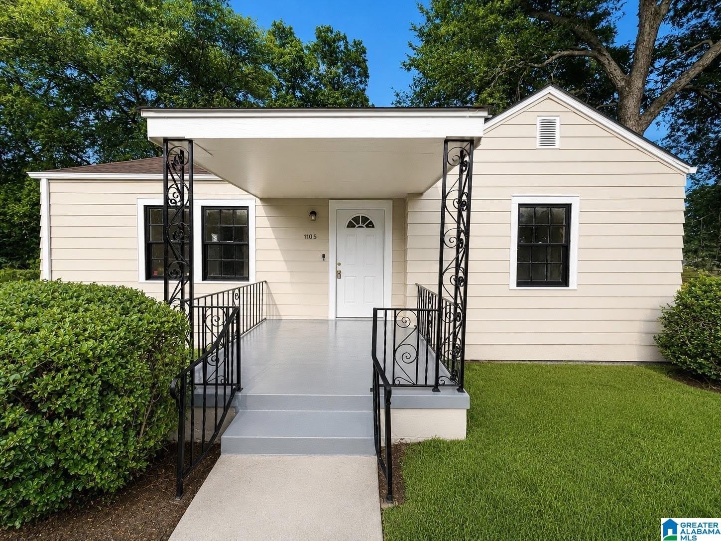 1105 PINEVIEW ROAD – photo 1