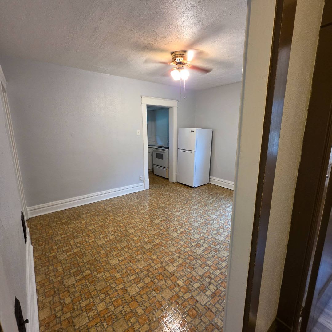 1904 Highland Ave 2 – photo 2