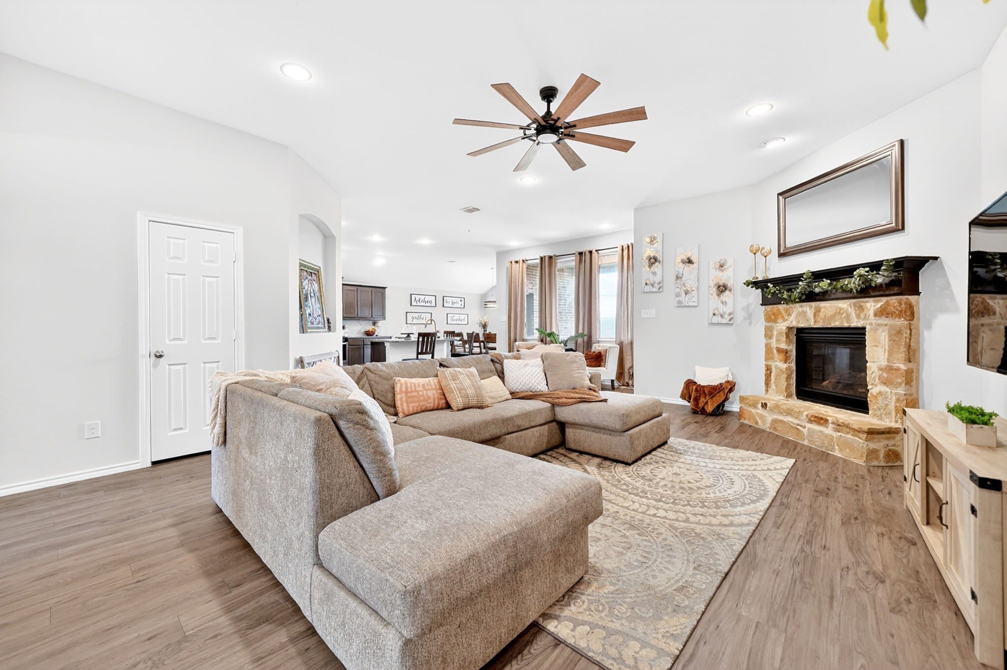 1175 Waterscape Boulevard – photo 1