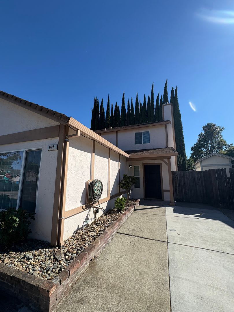 4 Bedroom Home – photo 2
