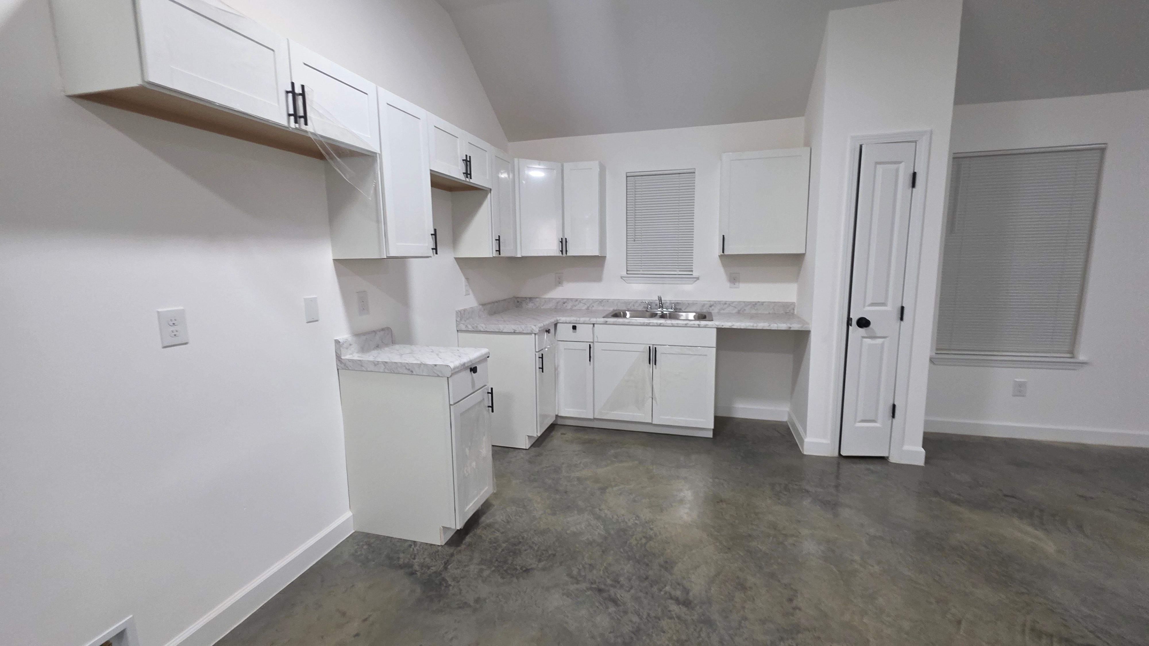 1031 N Willett St – photo 4