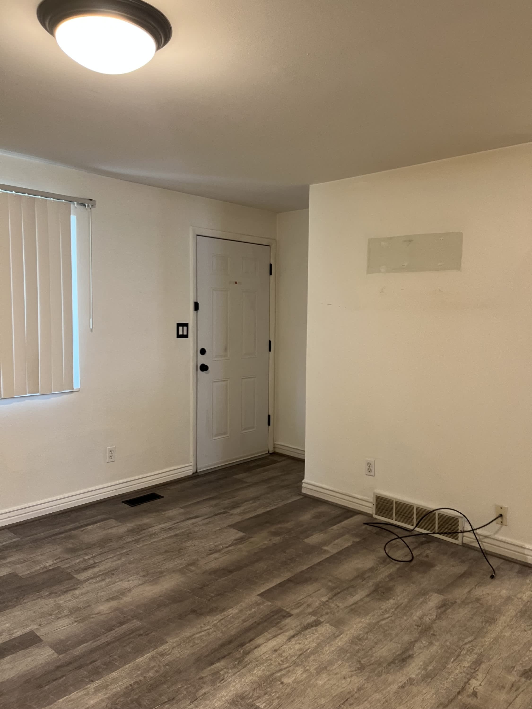587/589 East 55 North – photo 4