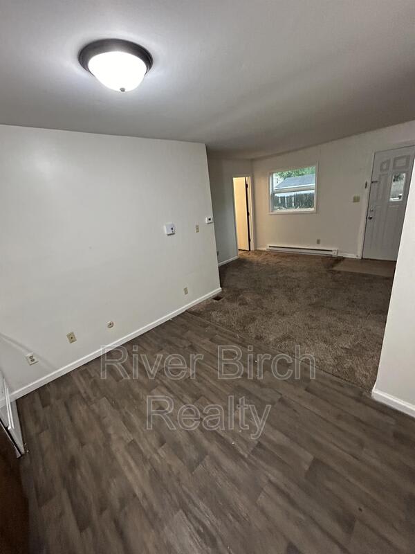 1006 South College Street – photo 1