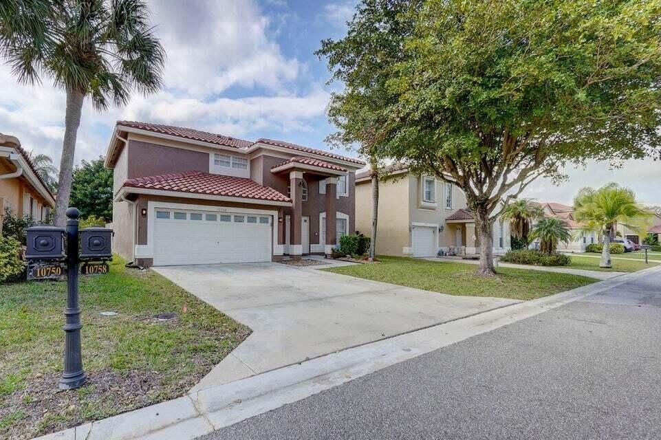 10758 Lake Jasmine Drive – photo 1