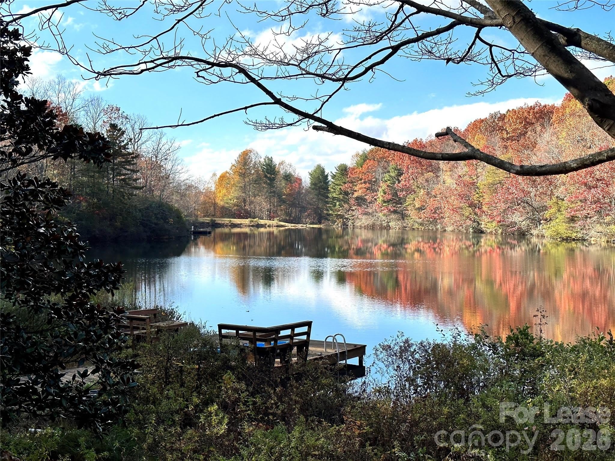 424 LakeView Drive – photo 1