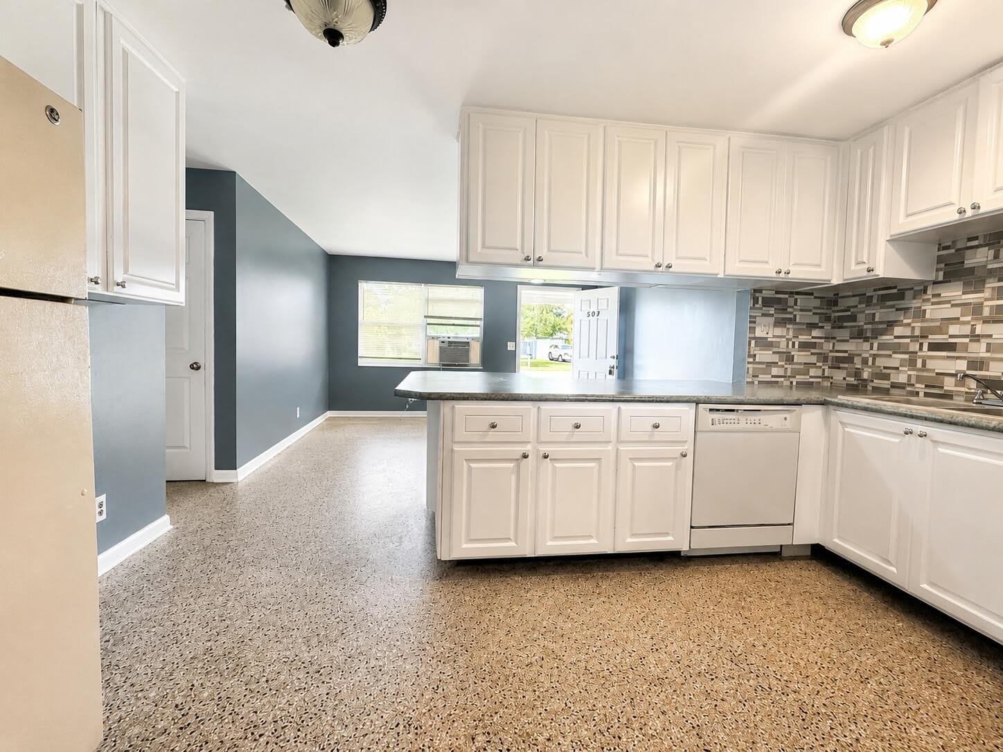 503 SE Flamingo Avenue – photo 2