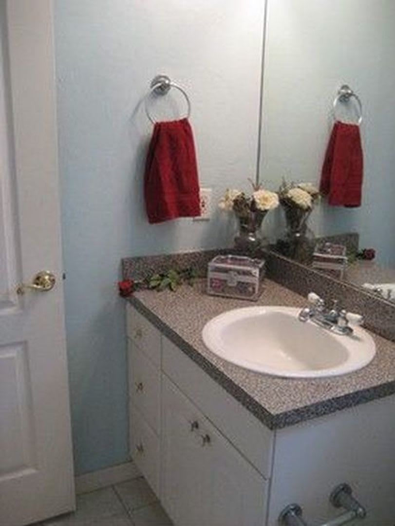 4 Bed 3 Bath House Close To Uf Everything Ask For Kathleen When You Inquire – photo 5