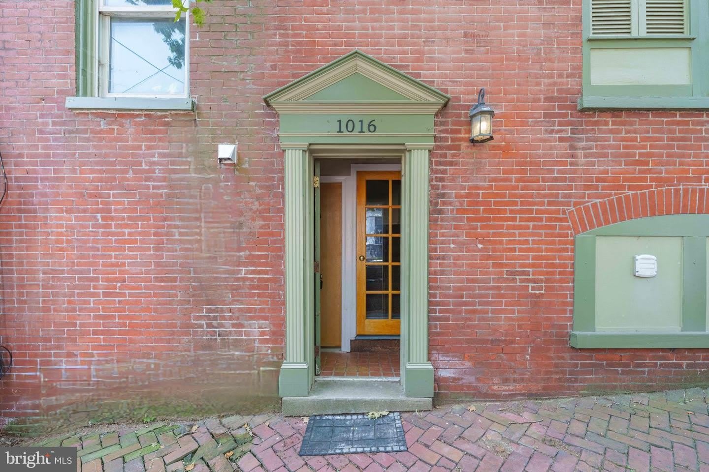 1016 KIRK AVE – photo 5