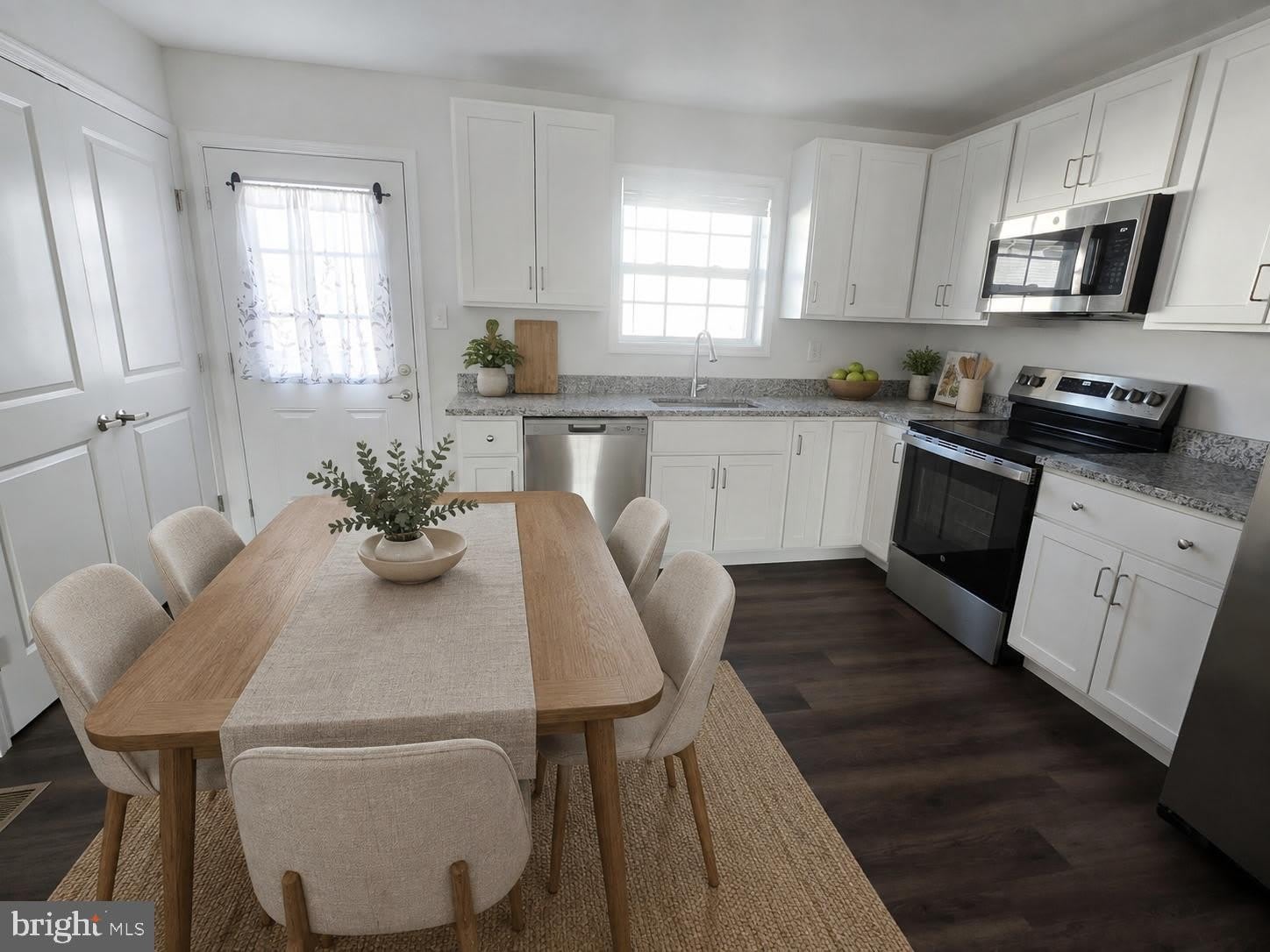 14 Snowdrop Court – photo 2